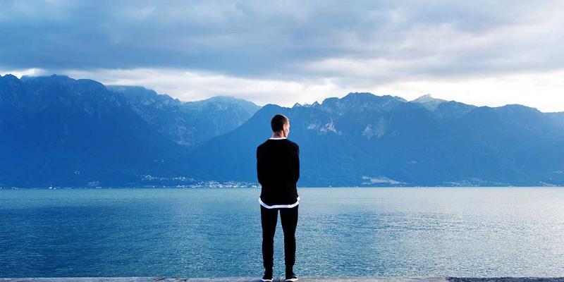 基于事件驱动架构的实时数据处理系统开发实践：技术咨询与开发168的IT外包新范式